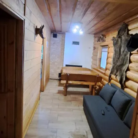 Na Stoku 木屋 *